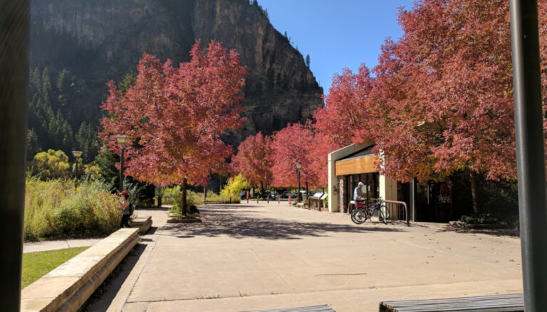Hanging Lake 768x439