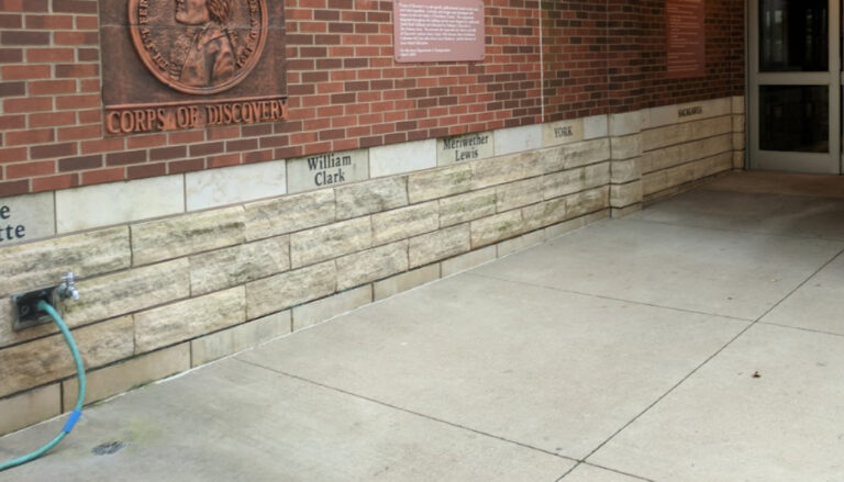 Sergeant Bluff SB Water1 768x439